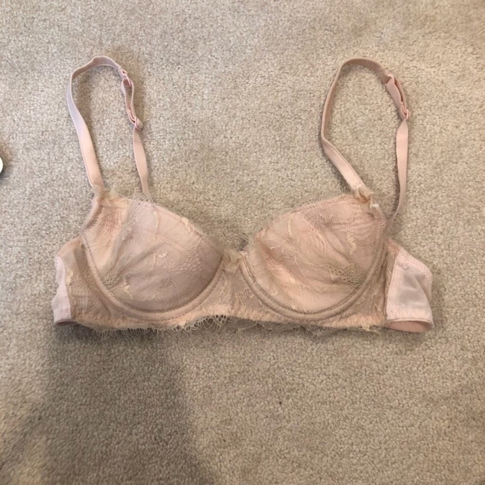 34B Cup Lace Bra